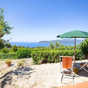  Casa vacanze Residenza Miramare By Helloelba