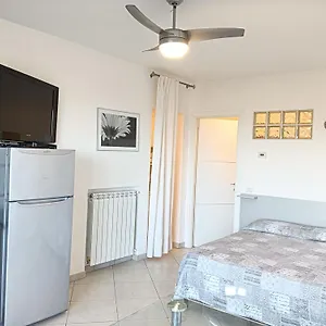  Casa vacanze Monolocale Tre Mari